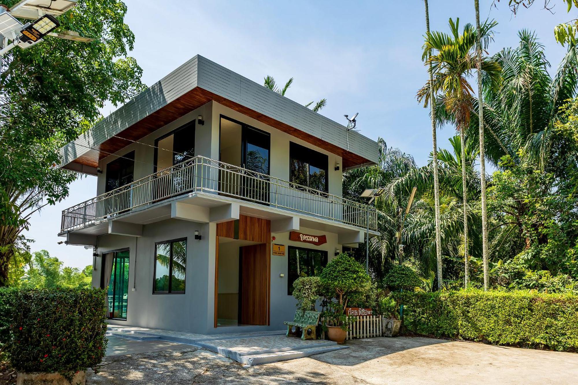 Neenlawat Riverside Surat Thani Exterior foto