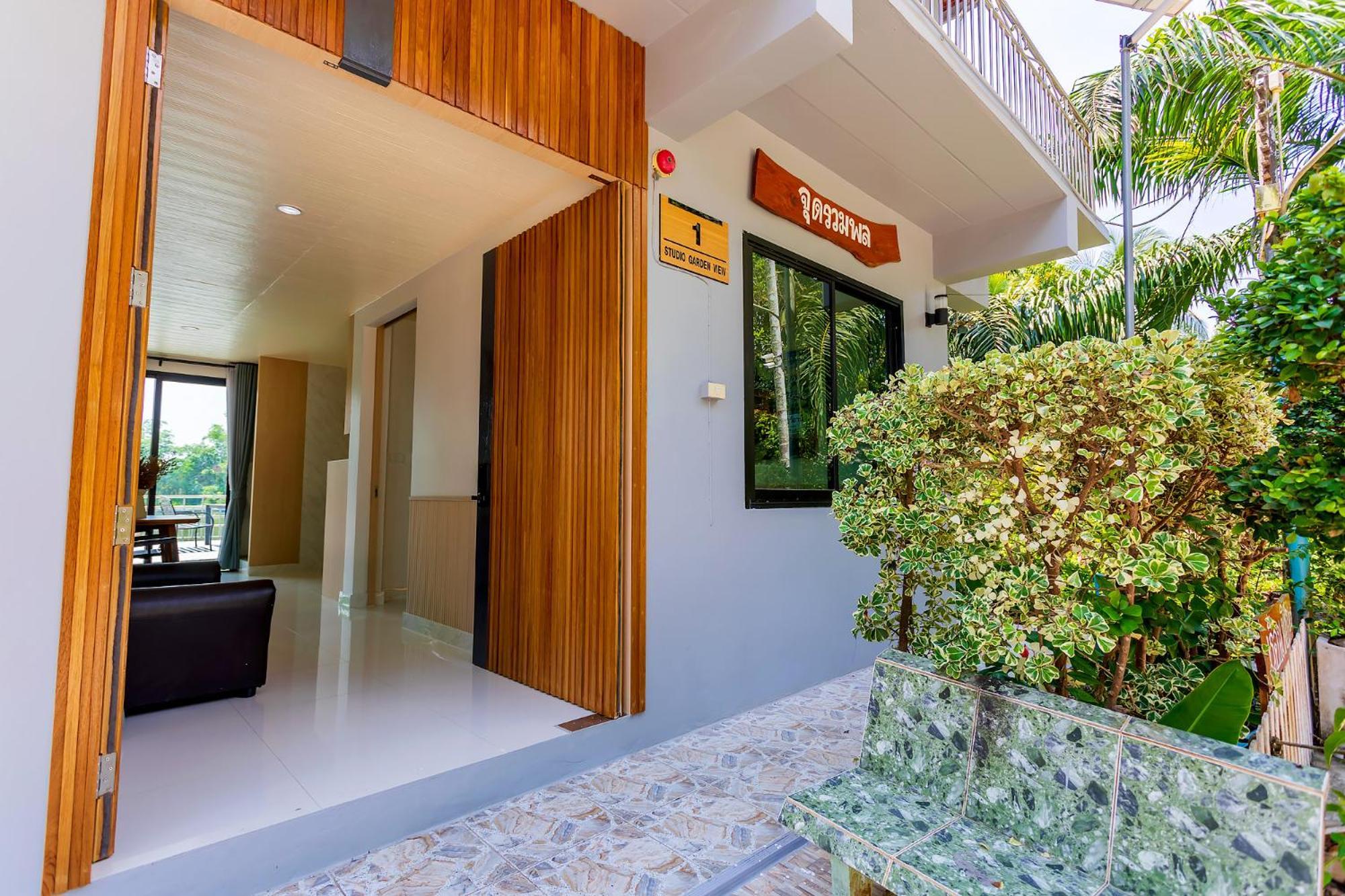 Neenlawat Riverside Surat Thani Exterior foto