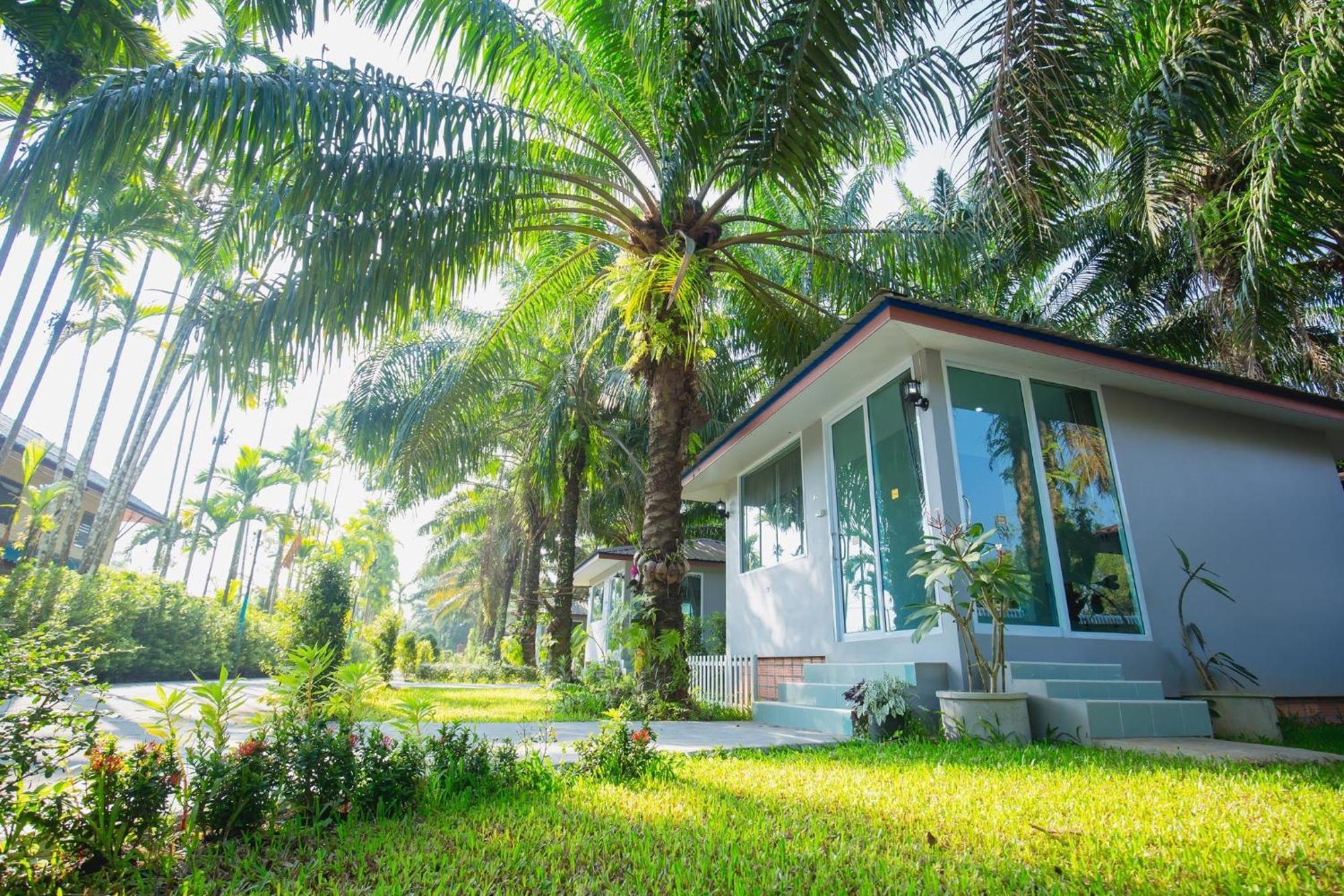 Neenlawat Riverside Surat Thani Exterior foto